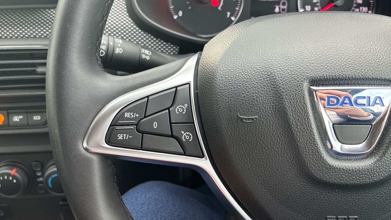 Used Dacia Sandero 2021 for sale - 77271309: Photo 33