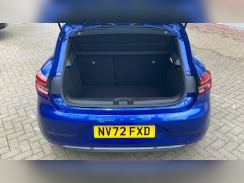 Used Renault Clio 2022 for sale - 78097982: Photo