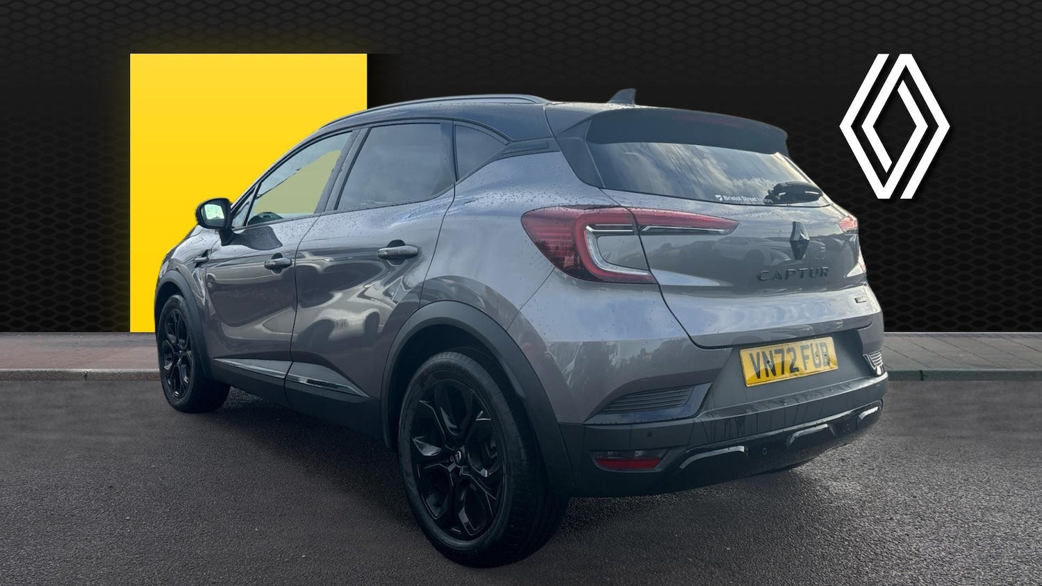 Used Renault Captur 2022 for sale - 76979649: Photo 2