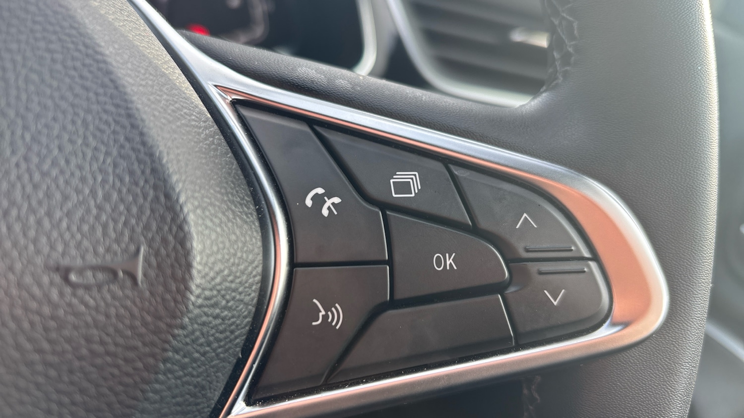 Used Renault Captur 2022 for sale - 76979649: Photo 23