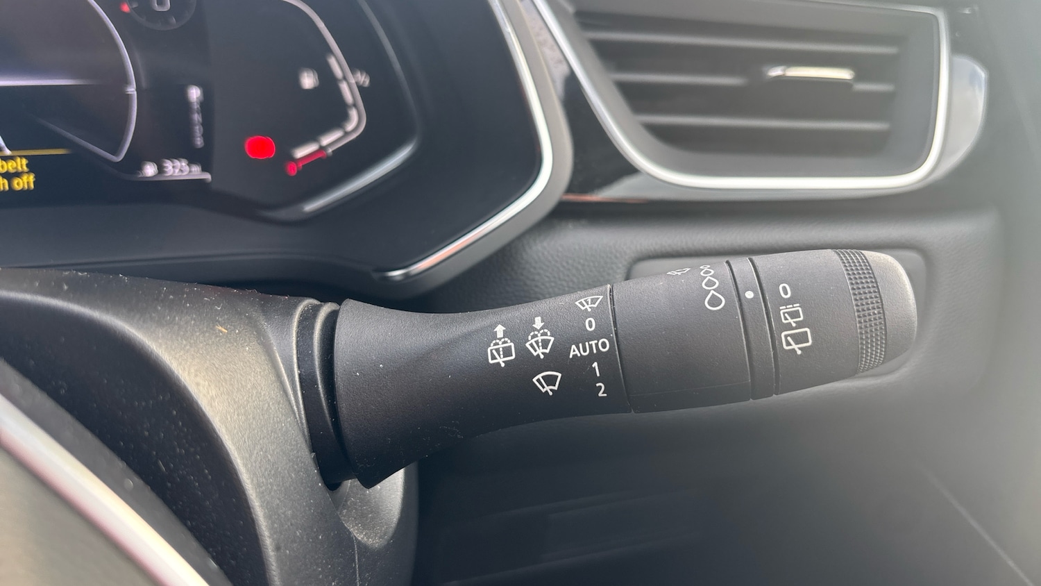 Used Renault Captur 2022 for sale - 76979649: Photo 24