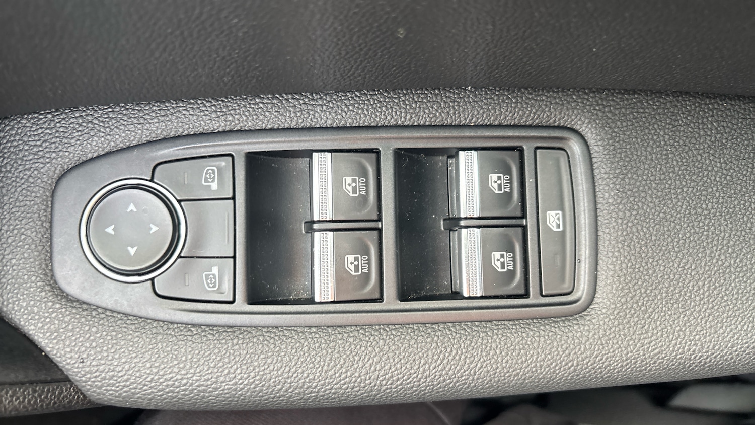 Used Renault Captur 2022 for sale - 76979649: Photo 26