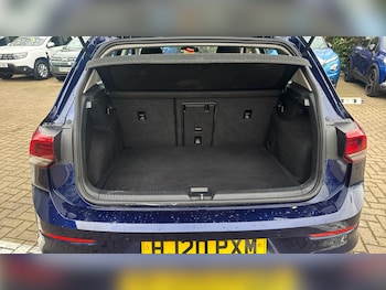 Used Volkswagen Golf 2020 for sale - 77663315: Photo