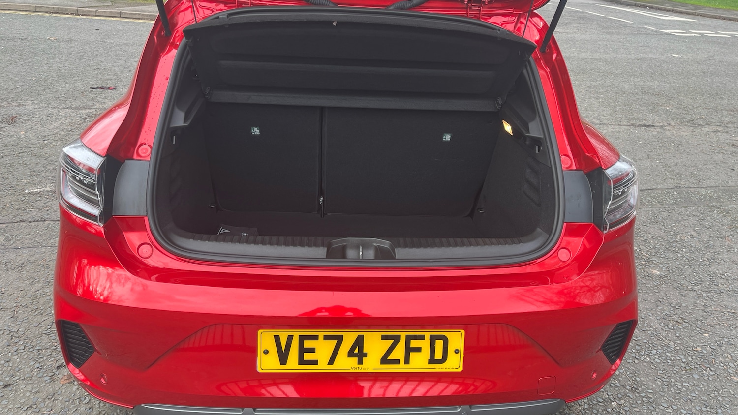 Used Renault Clio 2025 for sale - 77403755: Photo 4