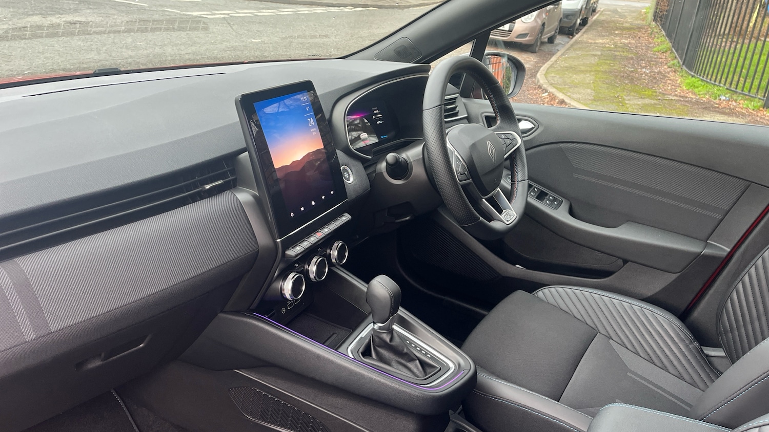 Used Renault Clio 2025 for sale - 77403755: Photo 9