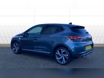 Used Renault Clio 2022 for sale - 76722709: Photo