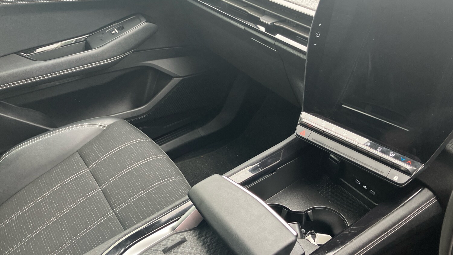 Used Renault Austral 2024 for sale - 77432534: Photo 14