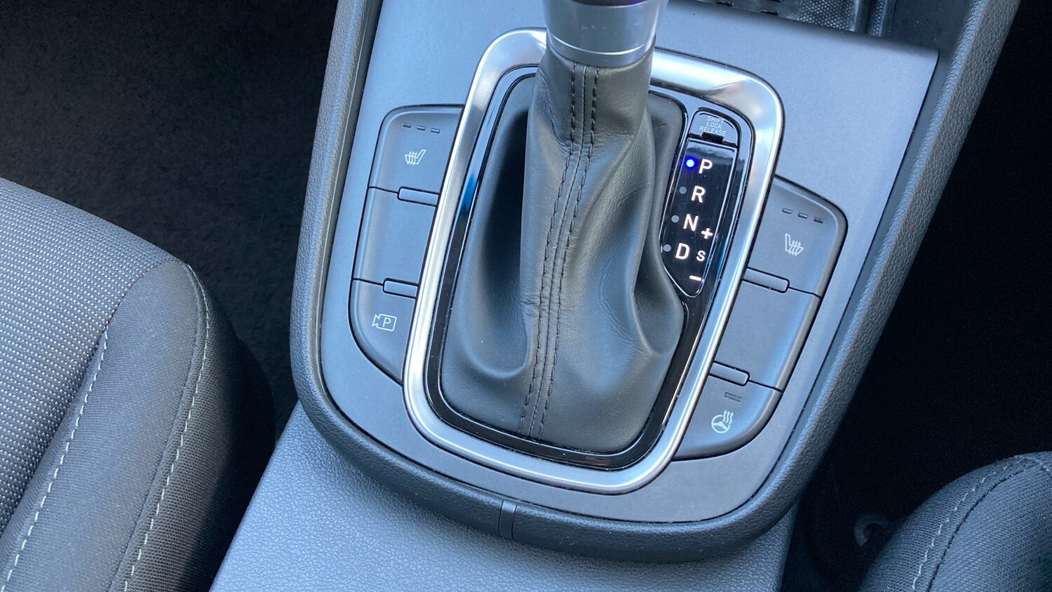 Used Hyundai KONA 2021 for sale - 77871885: Photo 29