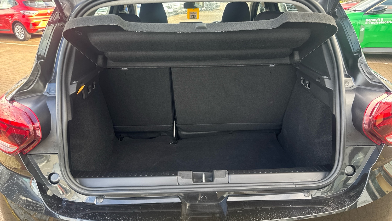 Used Dacia Sandero Stepway 2024 for sale - 76450269: Photo 4