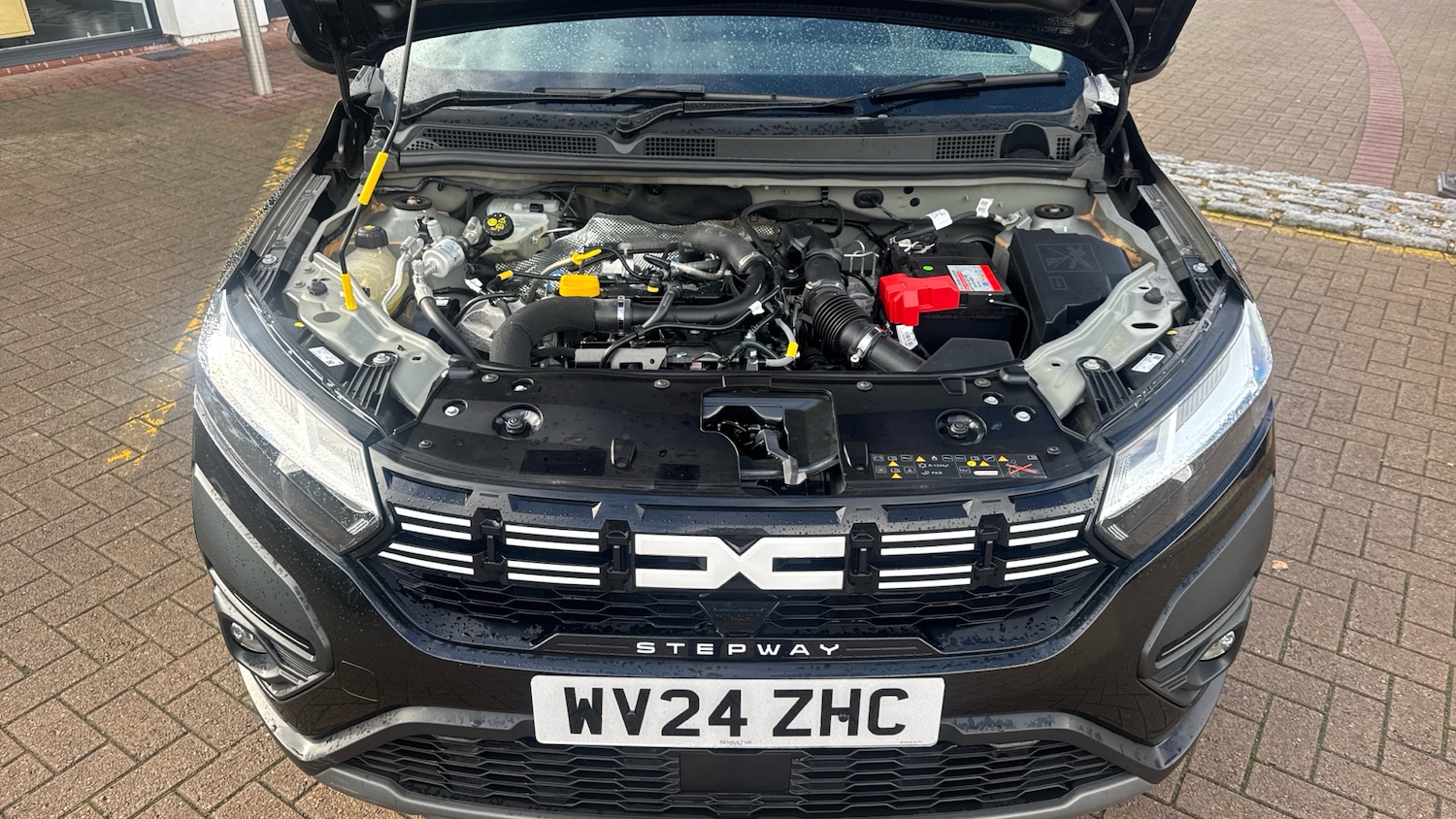 Used Dacia Sandero Stepway 2024 for sale - 76450269: Photo 8