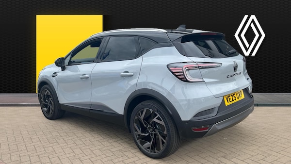 Used Renault Captur 2025 for sale - 76170613: Photo 2