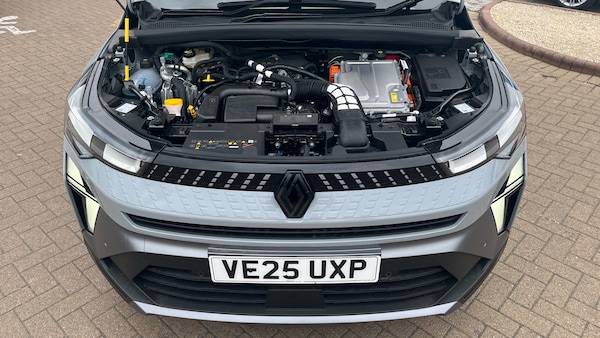 Used Renault Captur 2025 for sale - 76170613: Photo 8