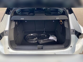 Used Renault Scenic E-Tech 2025 for sale - 76319970: Photo