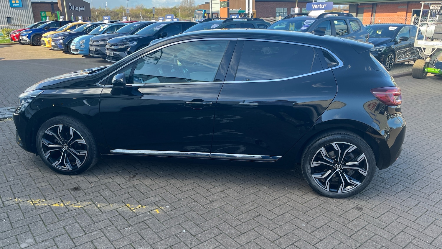 Used Renault Clio 2022 for sale - 78027059: Photo 45