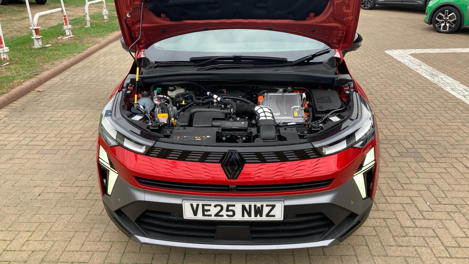 Used Renault Other 2025 for sale - 76170615: Photo 8