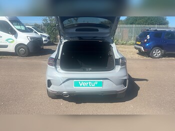 Used Renault Clio 2025 for sale - 78807449: Photo