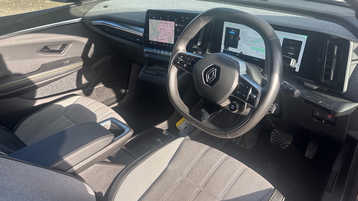 Used Renault Megane E Tech 2023 for sale - 76734933: Photo 11