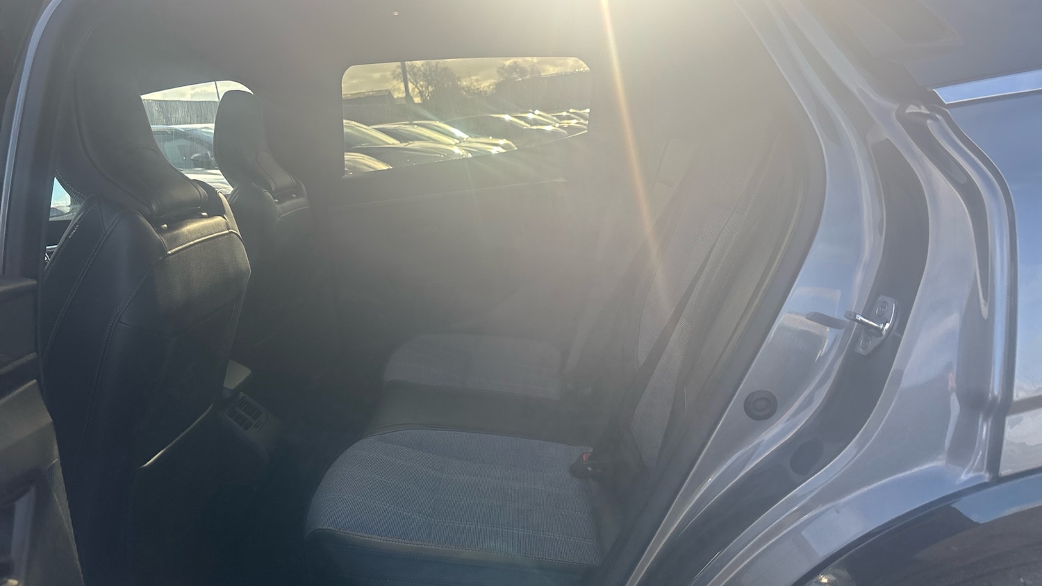 Used Renault Megane E Tech 2023 for sale - 76734933: Photo 16