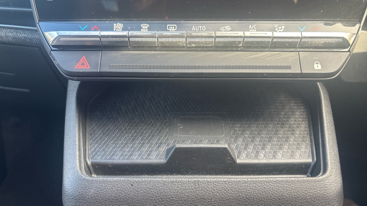 Used Renault Megane E Tech 2023 for sale - 76734933: Photo 31