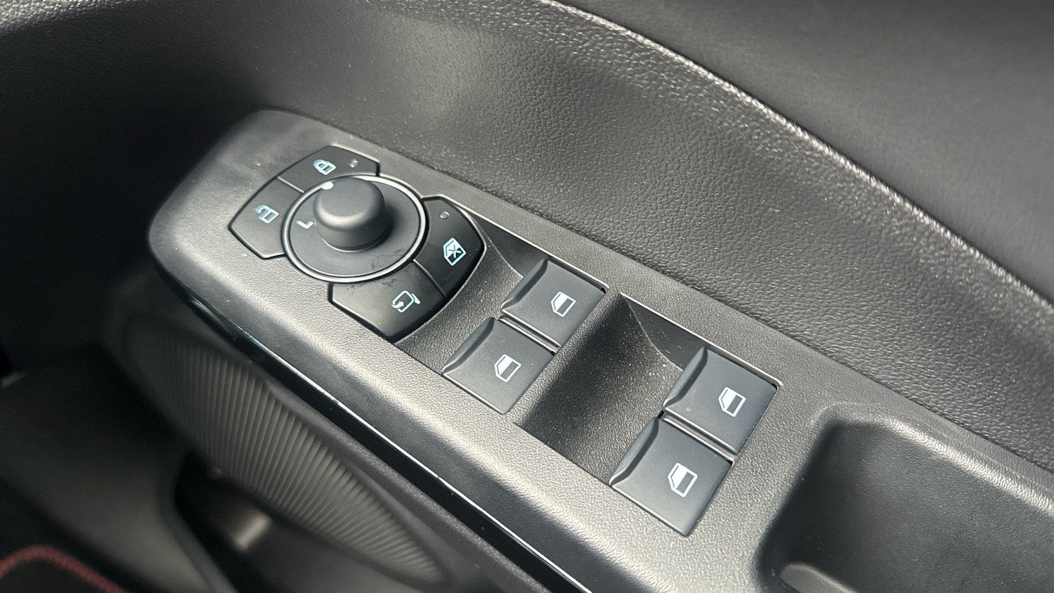 Used Ford Puma 2025 for sale - 76218660: Photo 21