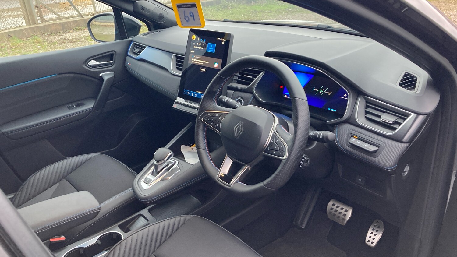 Used Renault Other 2024 for sale - 77353448: Photo 11