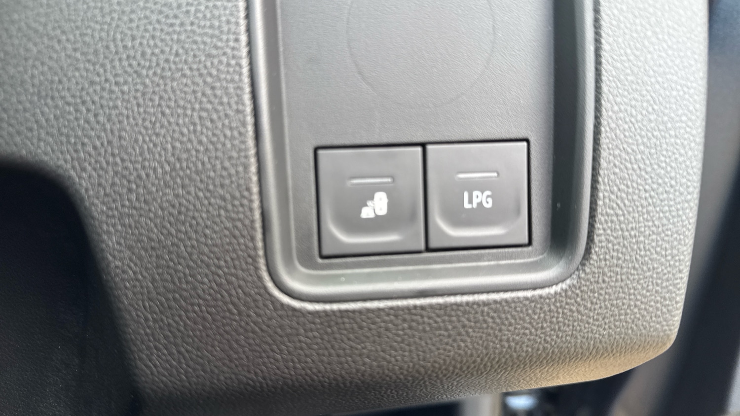 Used Dacia Duster 2023 for sale - 77733010: Photo 30