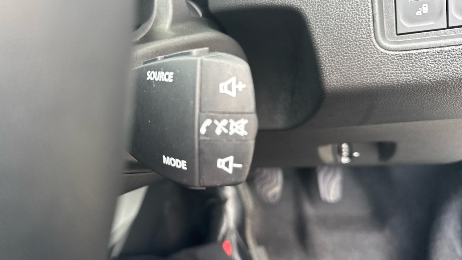 Used Dacia Duster 2023 for sale - 77733010: Photo 31