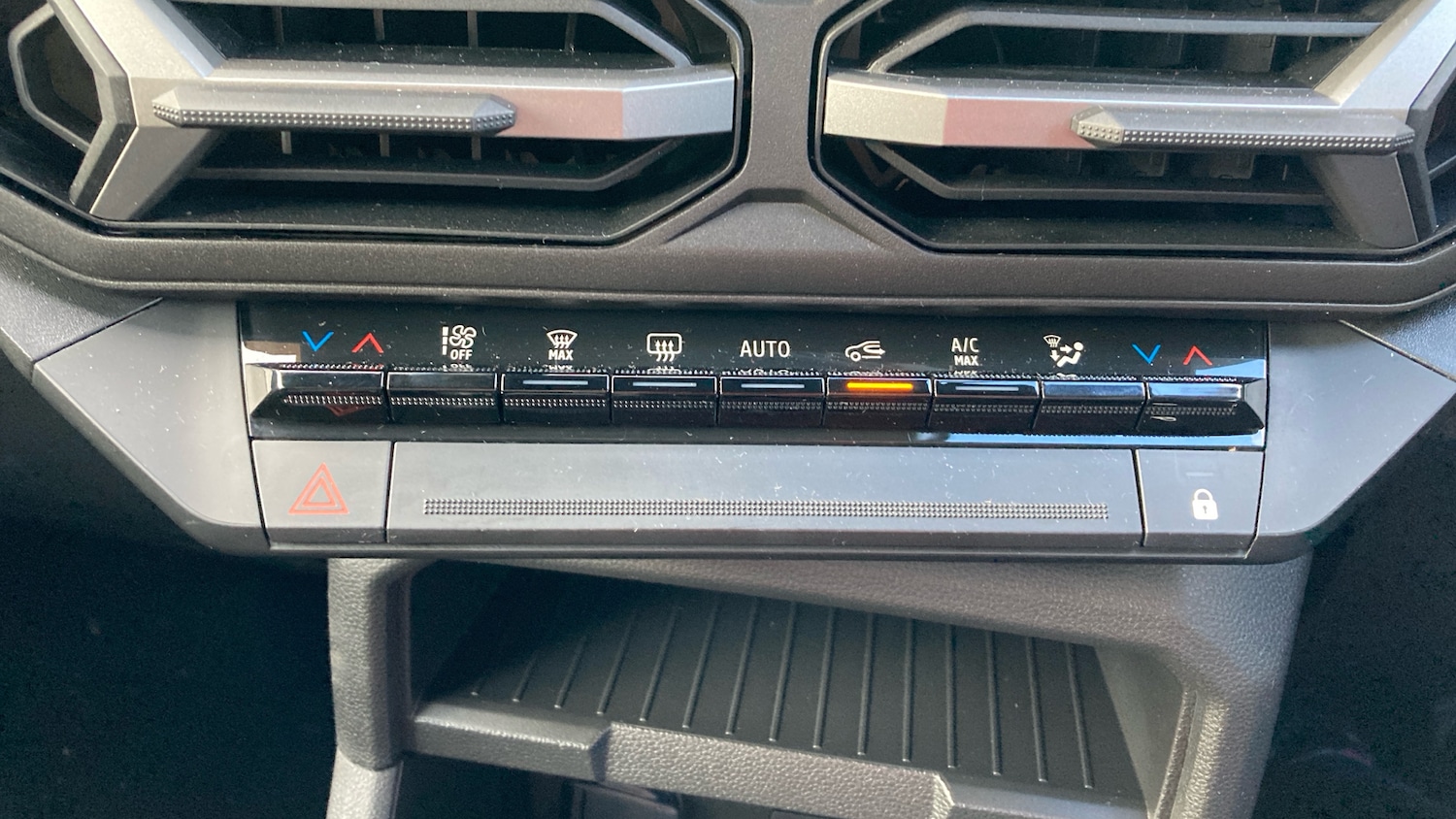 Used Dacia Bigster 2025 for sale - 77900903: Photo 25