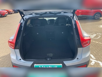 Used Volvo XC40 2021 for sale - 78004257: Photo