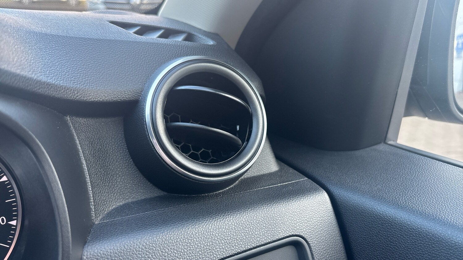 Used Dacia Duster 2022 for sale - 77900904: Photo 36