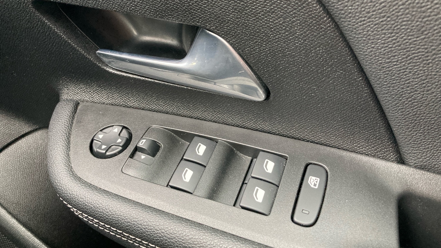 Used Vauxhall Mokka 2023 for sale - 77676128: Photo 25