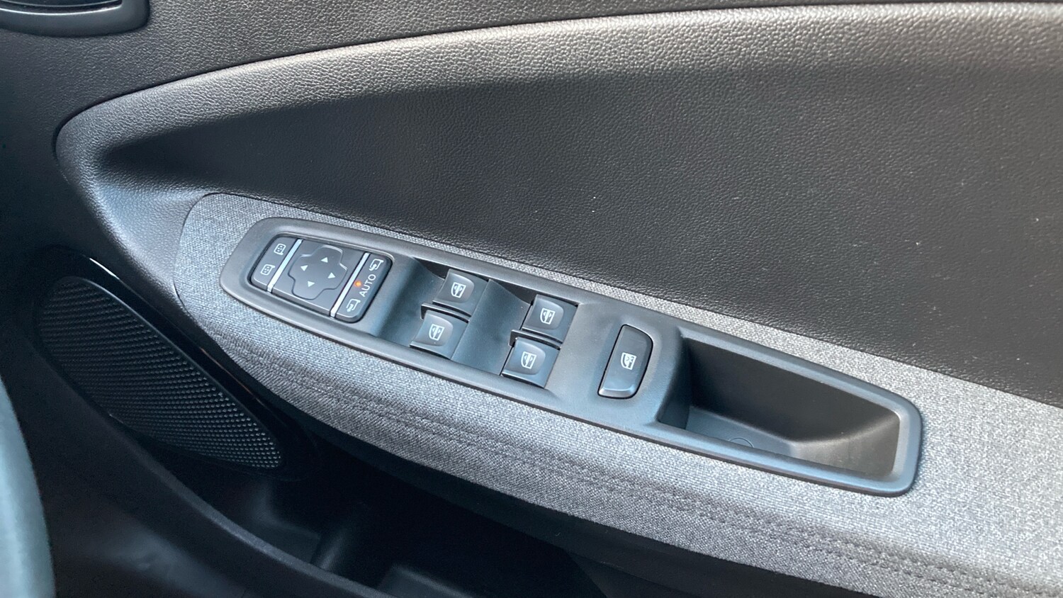 Used Renault Zoe 2022 for sale - 77818709: Photo 39