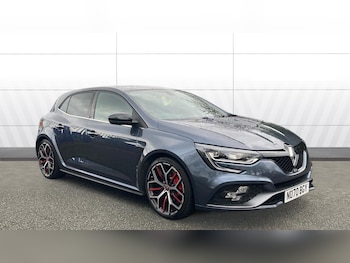 2020 (70) - 1.8 300 Trophy 5dr