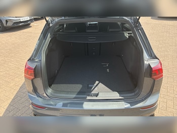 Used Volkswagen Golf 2024 for sale - 79301818: Photo