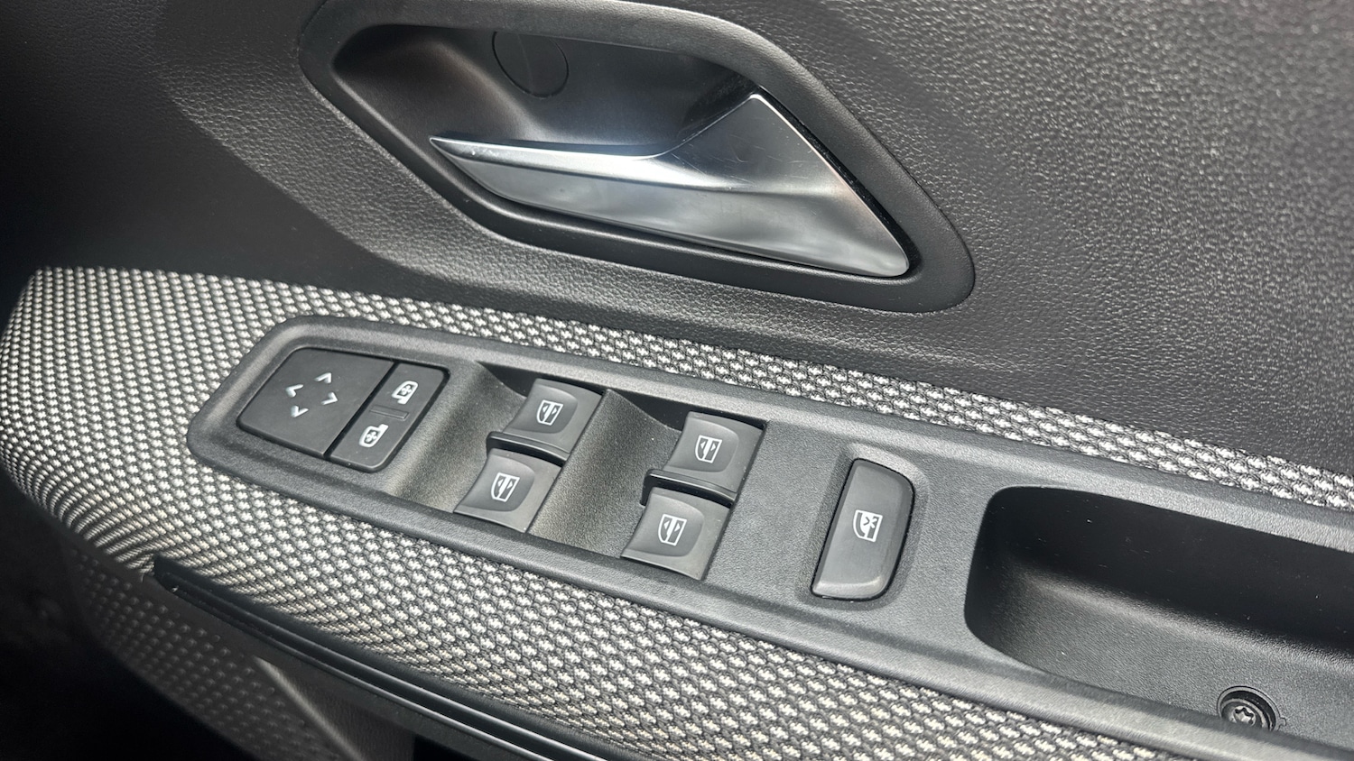 Used Dacia Jogger 2022 for sale - 77900900: Photo 33