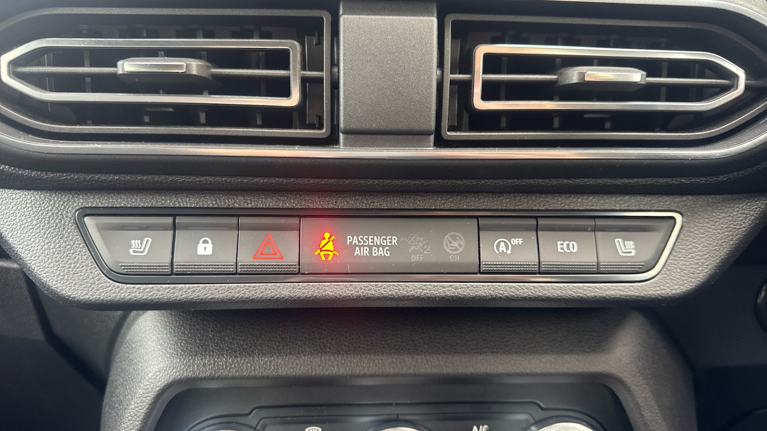 Used Dacia Jogger 2022 for sale - 77900900: Photo 35