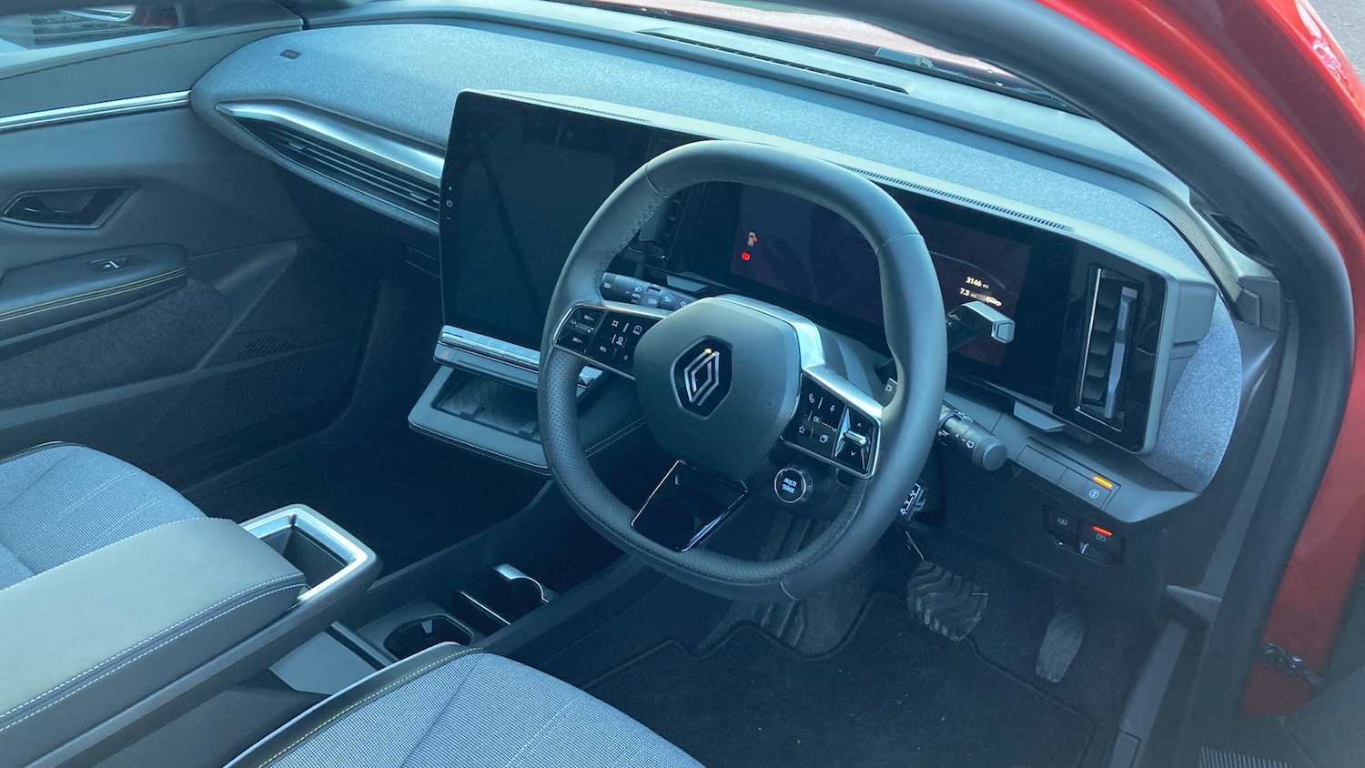 Used Renault Megane E Tech 2024 for sale - 76712305: Photo 11