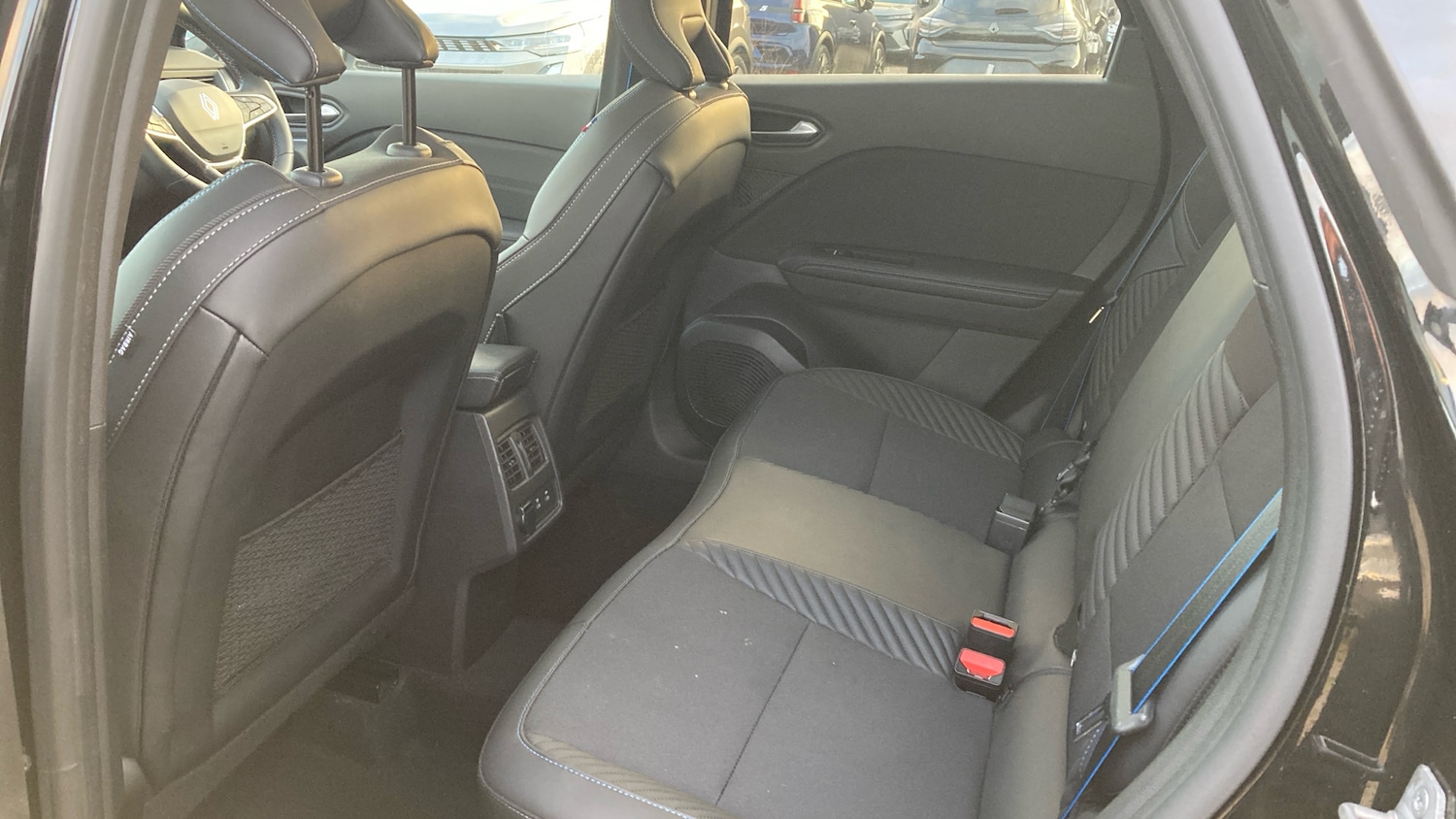 Used Renault Other 2024 for sale - 77103334: Photo 16