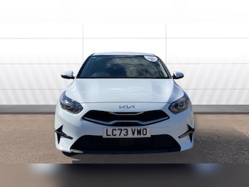 Used Kia Ceed 2023 for sale - 75639116: Photo