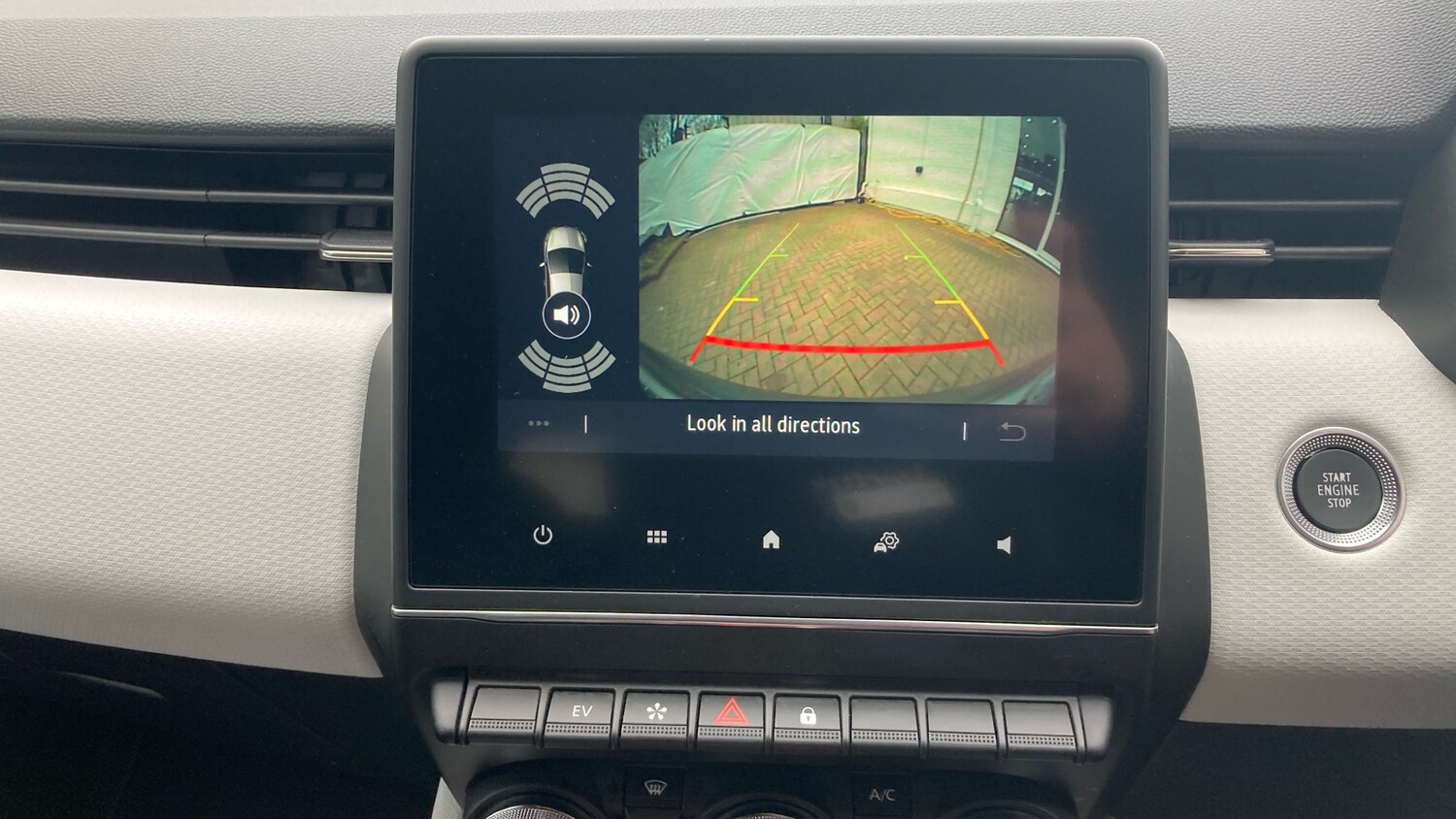 Used Renault Clio 2023 for sale - 78151742: Photo 34