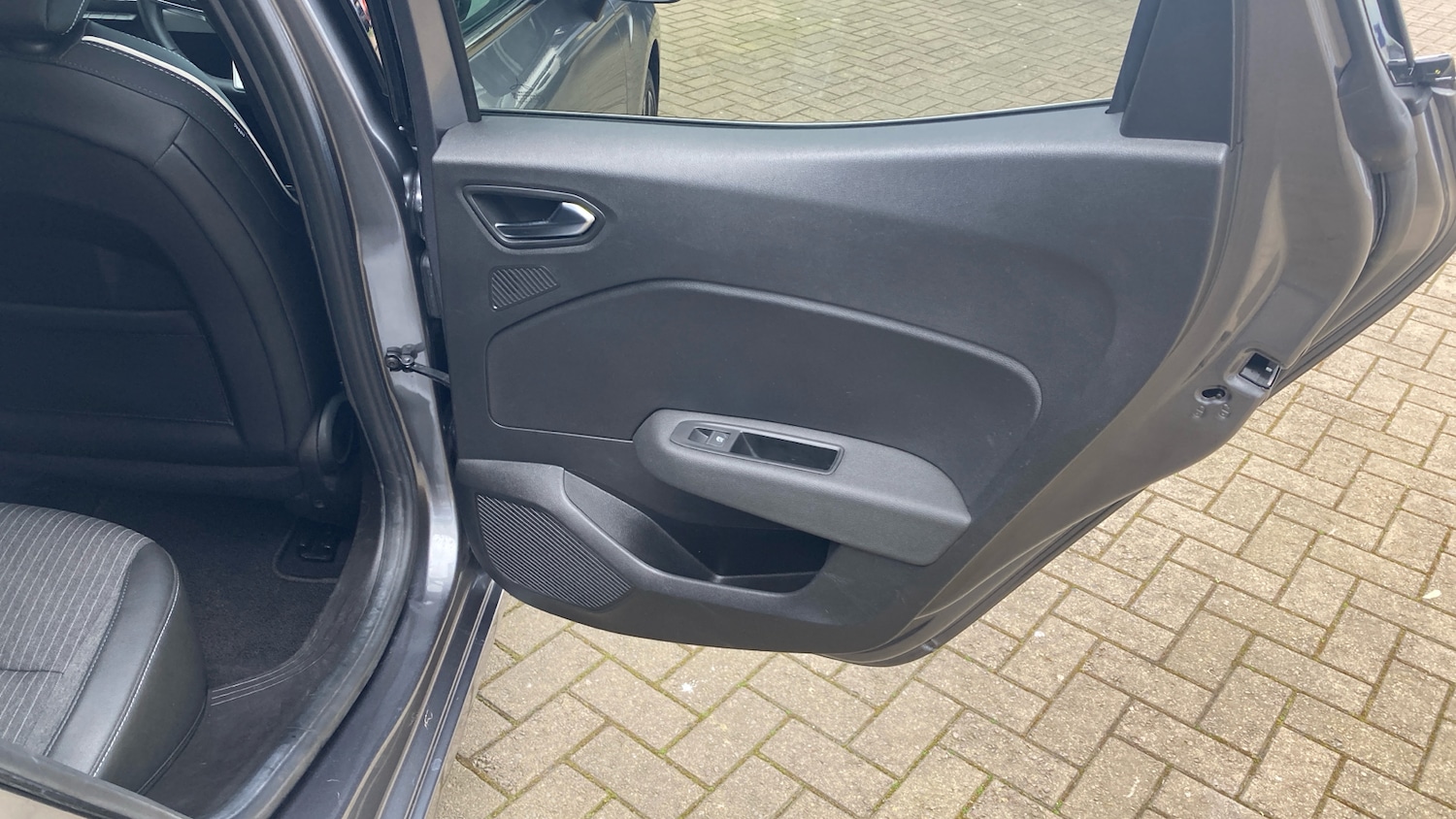 Used Renault Clio 2023 for sale - 78151742: Photo 37