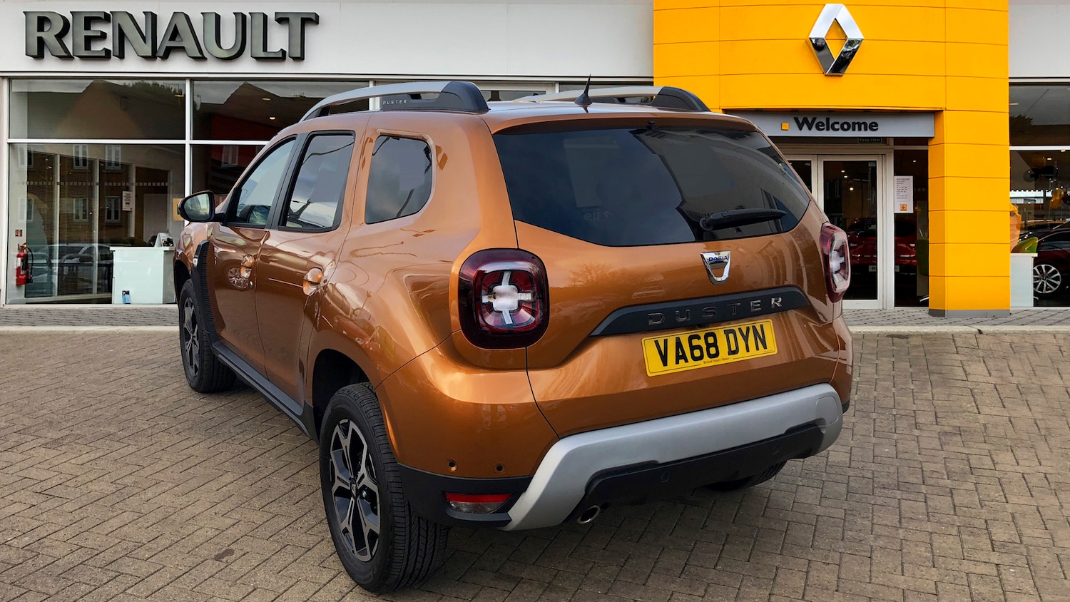Used Dacia Duster 2019 for sale - 76682282: Photo 2