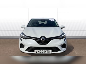 Used Renault Clio 2022 for sale - 76117287: Photo