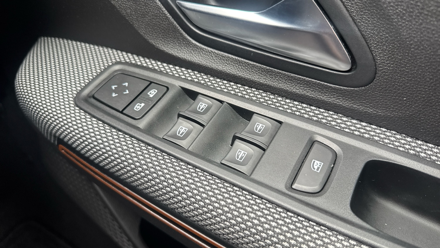 Used Dacia Sandero Stepway 2021 for sale - 77777449: Photo 21