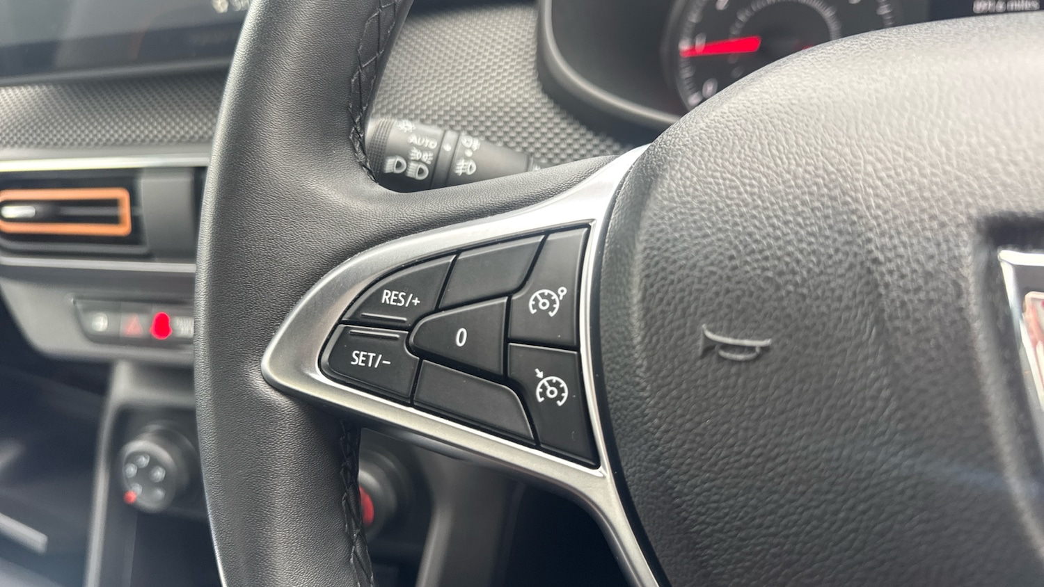 Used Dacia Sandero Stepway 2021 for sale - 77777449: Photo 25