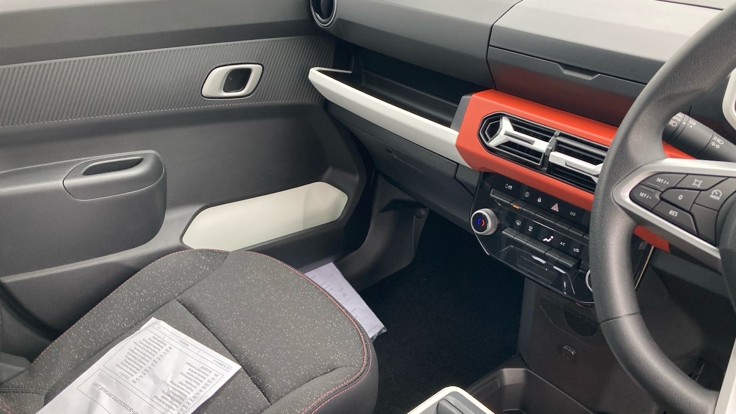 Used Dacia Spring 2025 for sale - 76322440: Photo 14