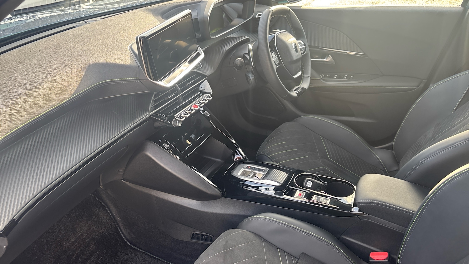 Used Peugeot 2008 2025 for sale - 76766780: Photo 9