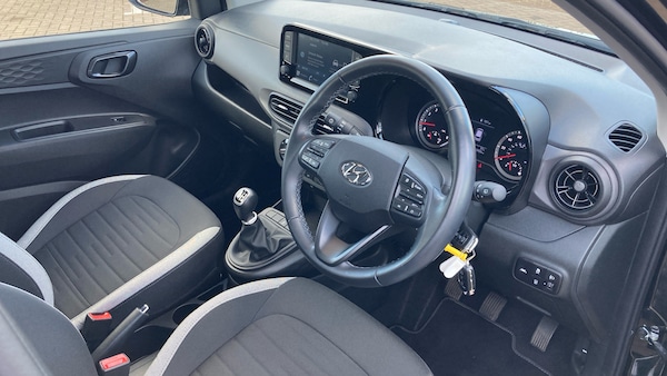 Used Hyundai i10 2022 for sale - 75983027: Photo 11