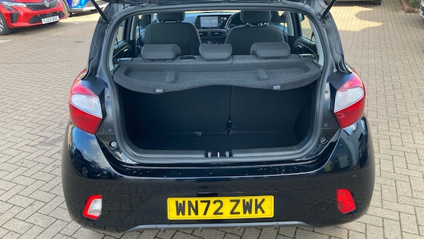 Used Hyundai i10 2022 for sale - 75983027: Photo 4