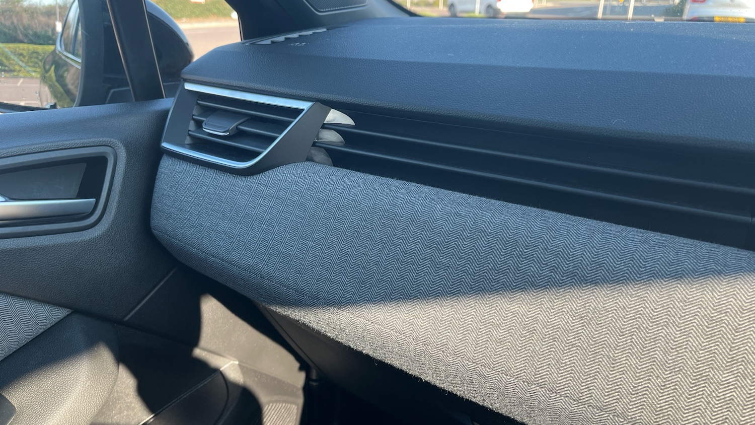 Used Renault Clio 2024 for sale - 77946953: Photo 24